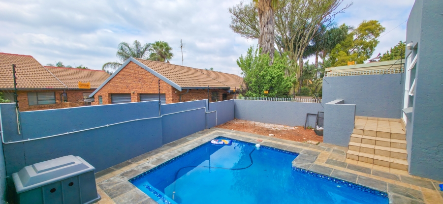4 Bedroom Property for Sale in Moreleta Park Gauteng