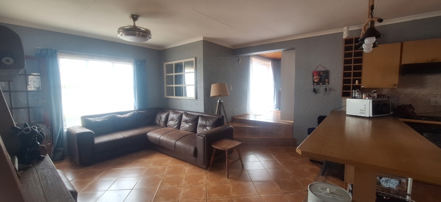 4 Bedroom Property for Sale in Noordheuwel Gauteng