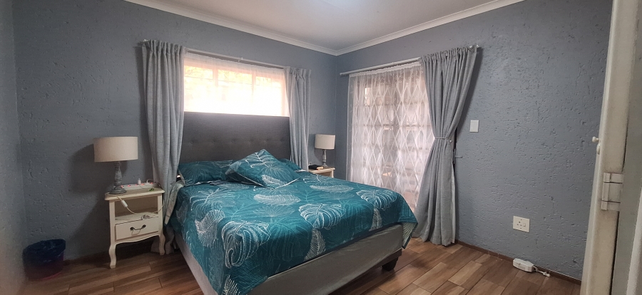 4 Bedroom Property for Sale in Noordheuwel Gauteng