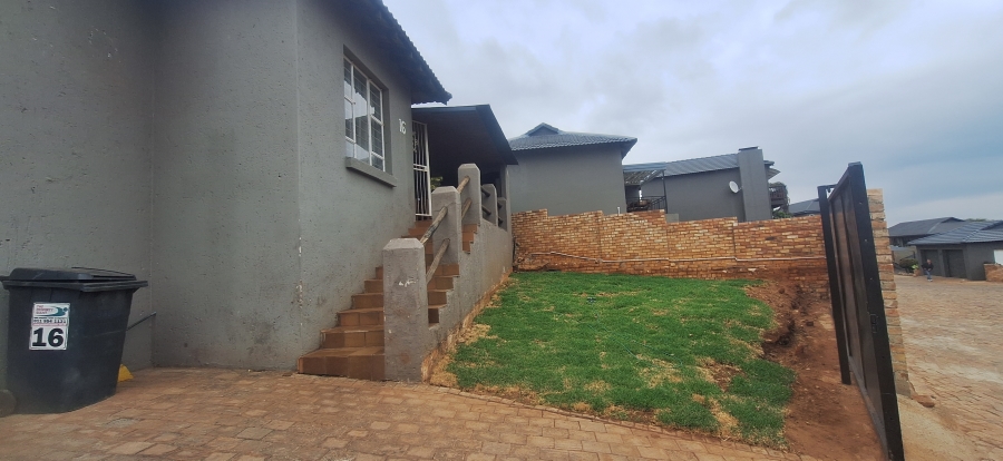 4 Bedroom Property for Sale in Noordheuwel Gauteng