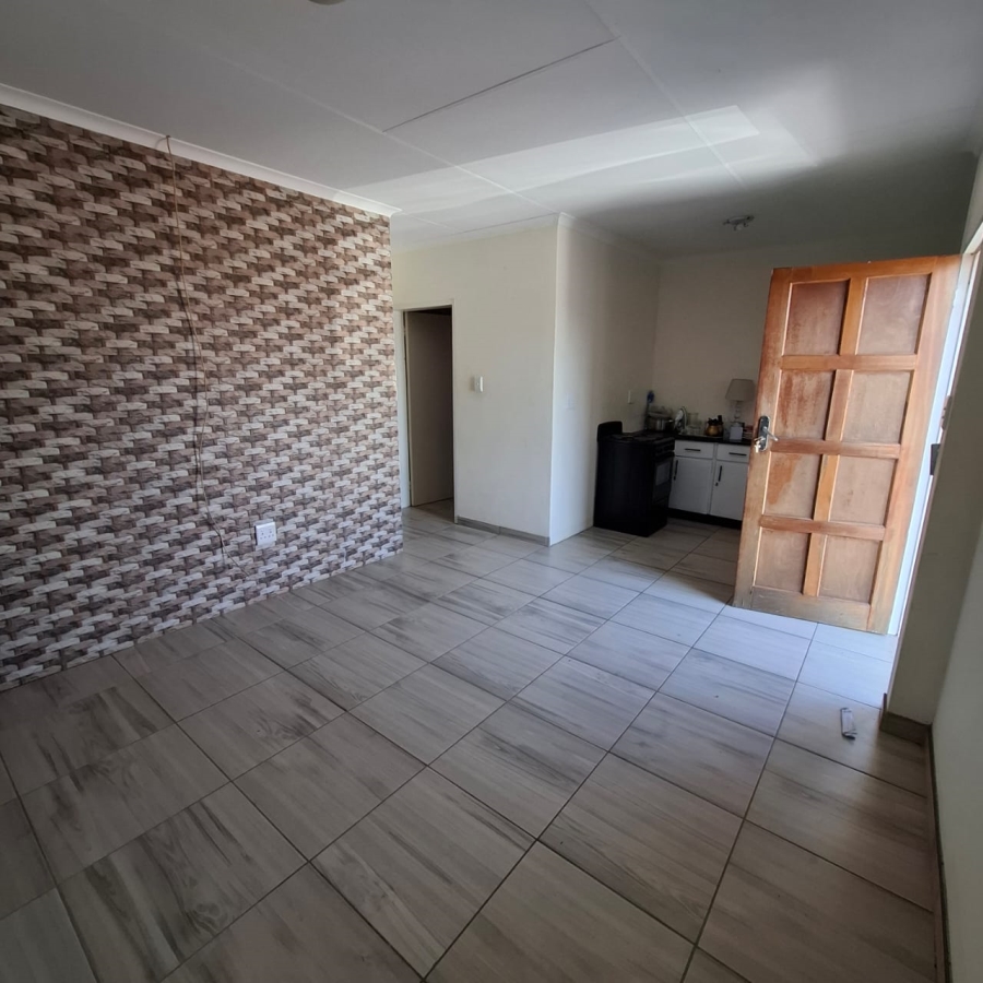 To Let 2 Bedroom Property for Rent in Witpoortjie Gauteng