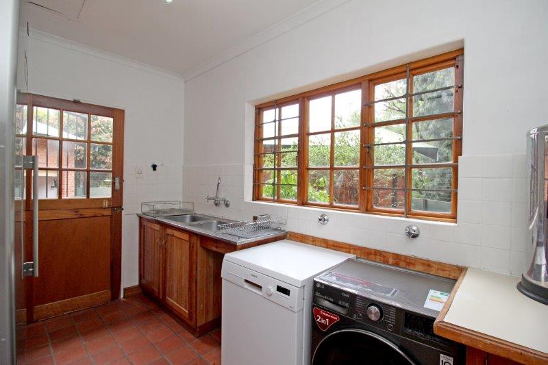 To Let 3 Bedroom Property for Rent in Linden Gauteng