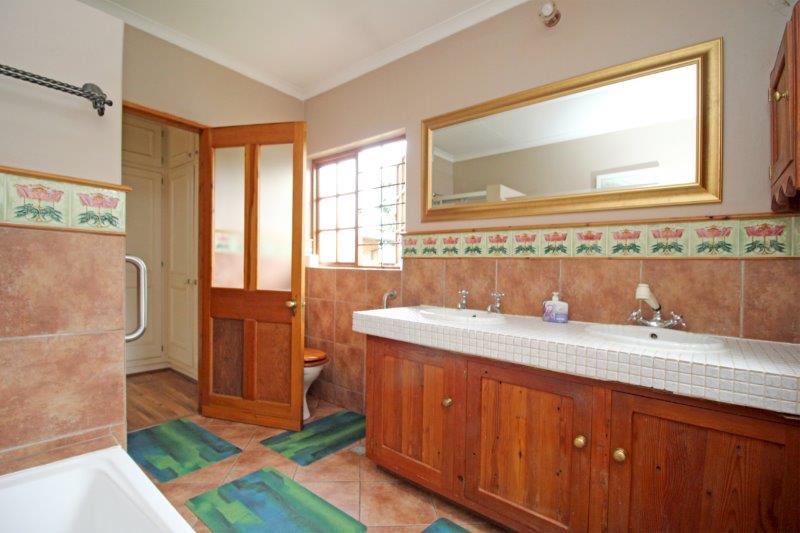 To Let 3 Bedroom Property for Rent in Linden Gauteng