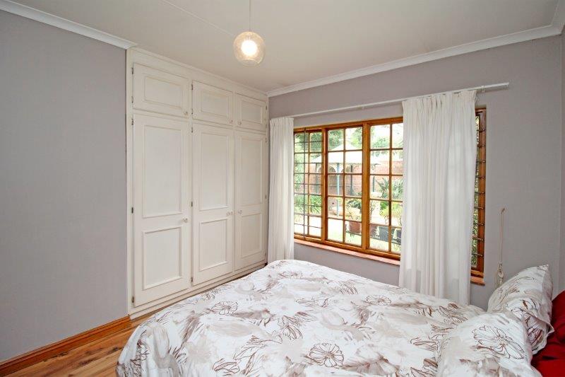 To Let 3 Bedroom Property for Rent in Linden Gauteng