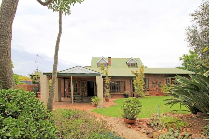 To Let 3 Bedroom Property for Rent in Linden Gauteng