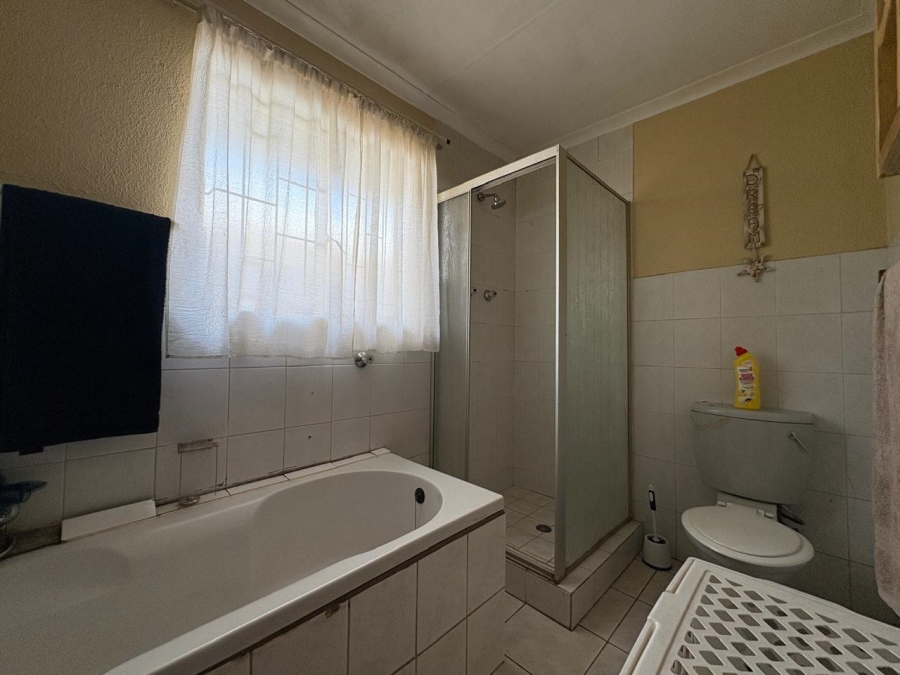 3 Bedroom Property for Sale in Brenthurst Gauteng