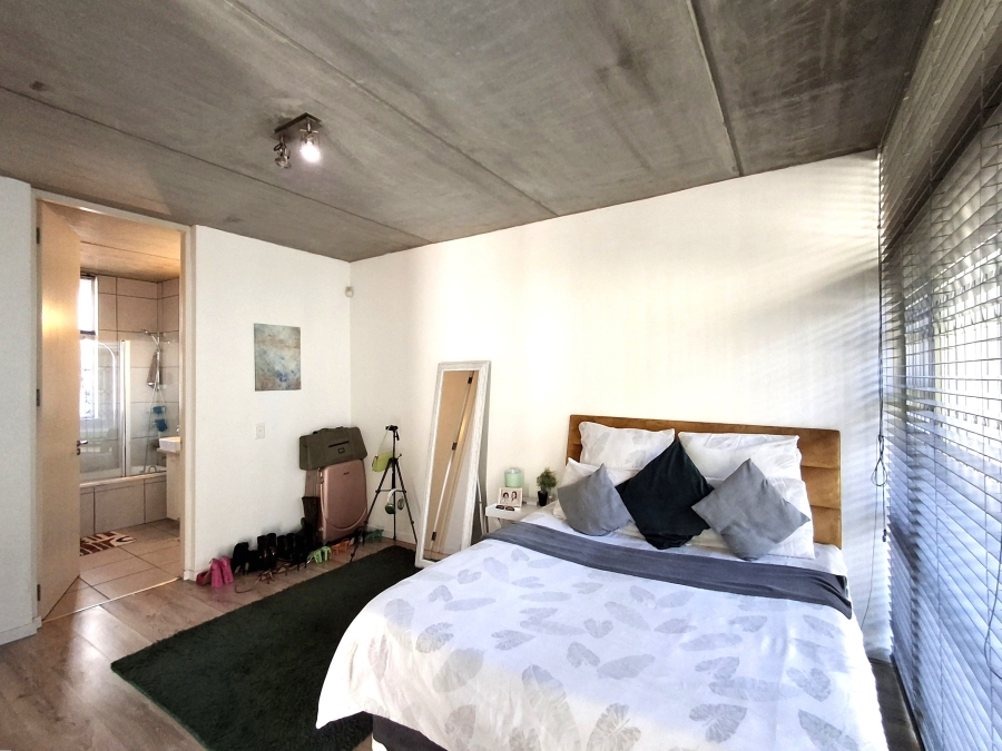 1 Bedroom Property for Sale in Craighall Gauteng