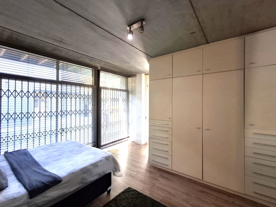 1 Bedroom Property for Sale in Craighall Gauteng
