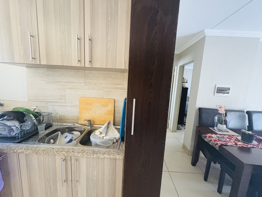 2 Bedroom Property for Sale in Pretoria North Gauteng