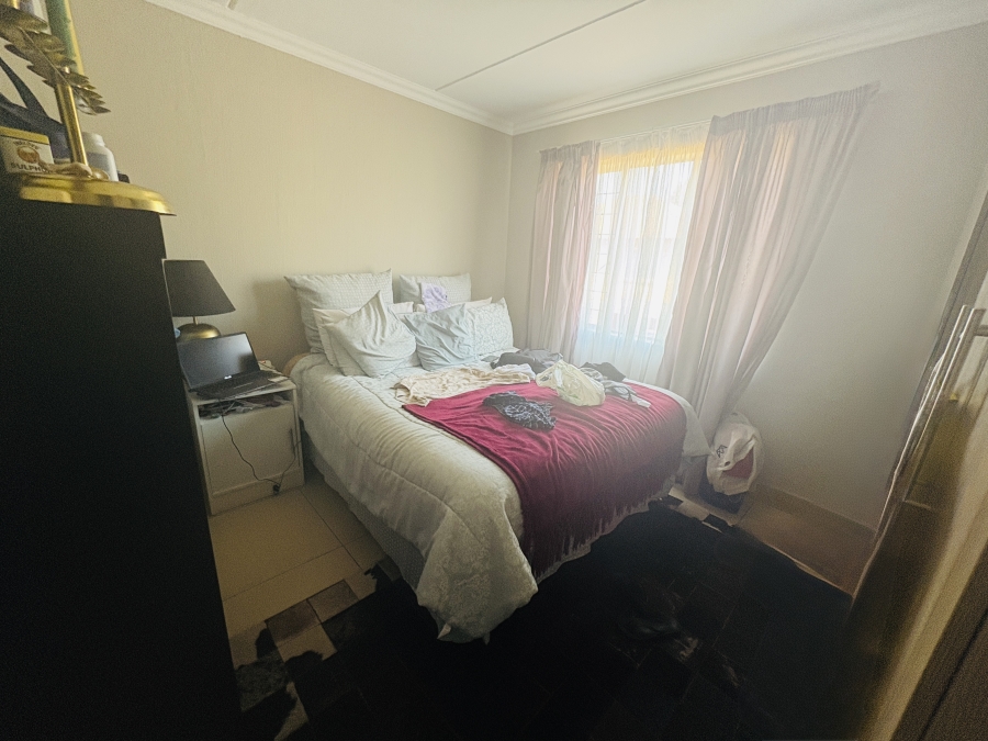 2 Bedroom Property for Sale in Pretoria North Gauteng