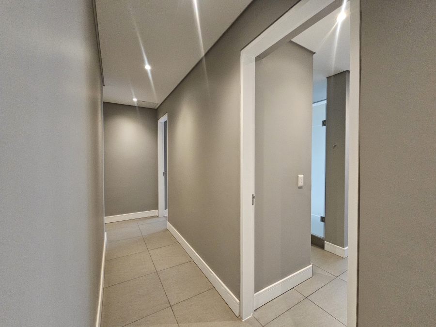 To Let 3 Bedroom Property for Rent in Rosebank Gauteng