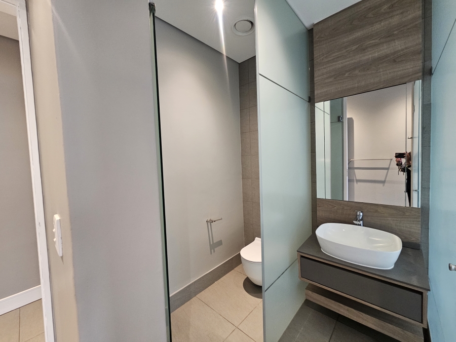To Let 3 Bedroom Property for Rent in Rosebank Gauteng