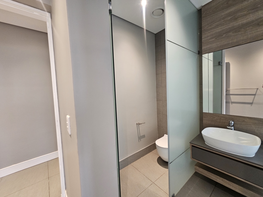 To Let 3 Bedroom Property for Rent in Rosebank Gauteng