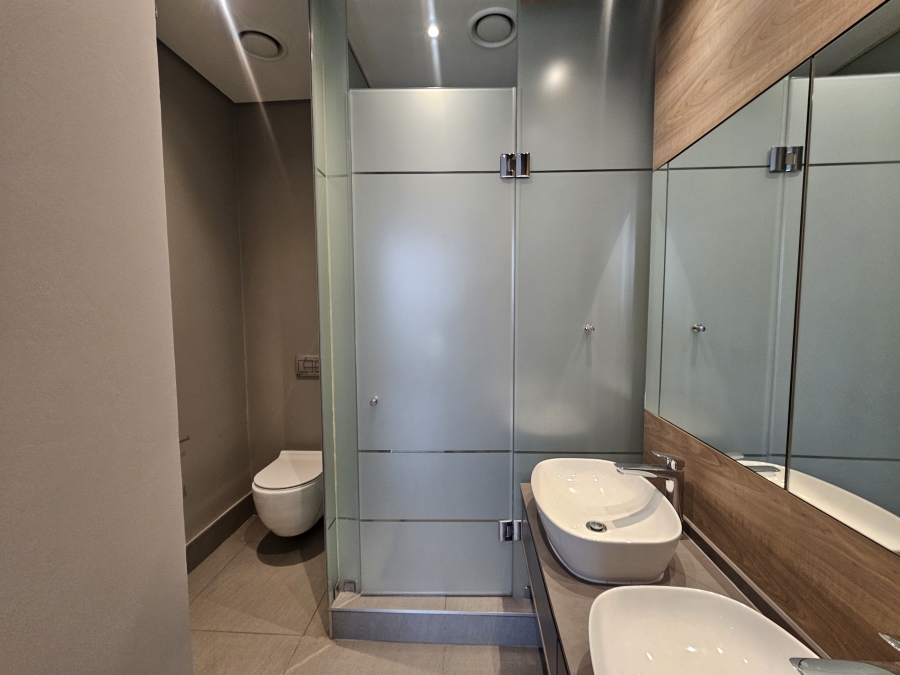 To Let 3 Bedroom Property for Rent in Rosebank Gauteng