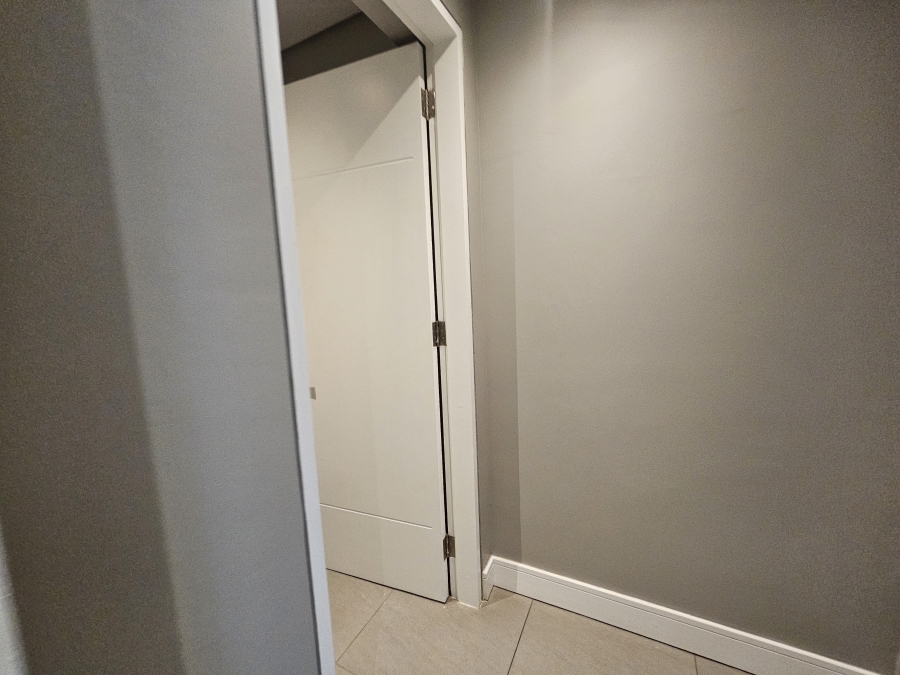 To Let 3 Bedroom Property for Rent in Rosebank Gauteng