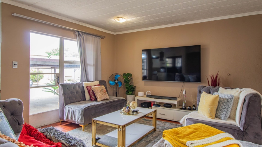 2 Bedroom Property for Sale in Pomona Gauteng