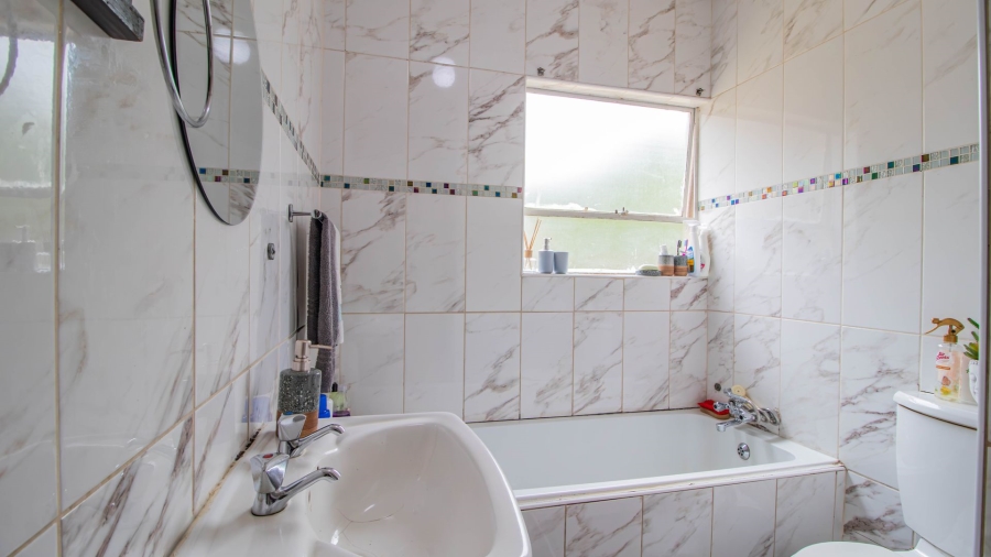 2 Bedroom Property for Sale in Pomona Gauteng