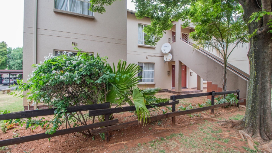 2 Bedroom Property for Sale in Pomona Gauteng