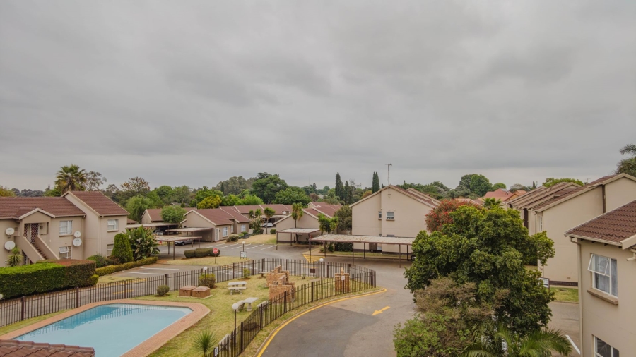 2 Bedroom Property for Sale in Pomona Gauteng