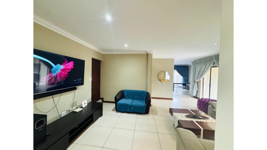 3 Bedroom Property for Sale in Thatchfield Hills Gauteng