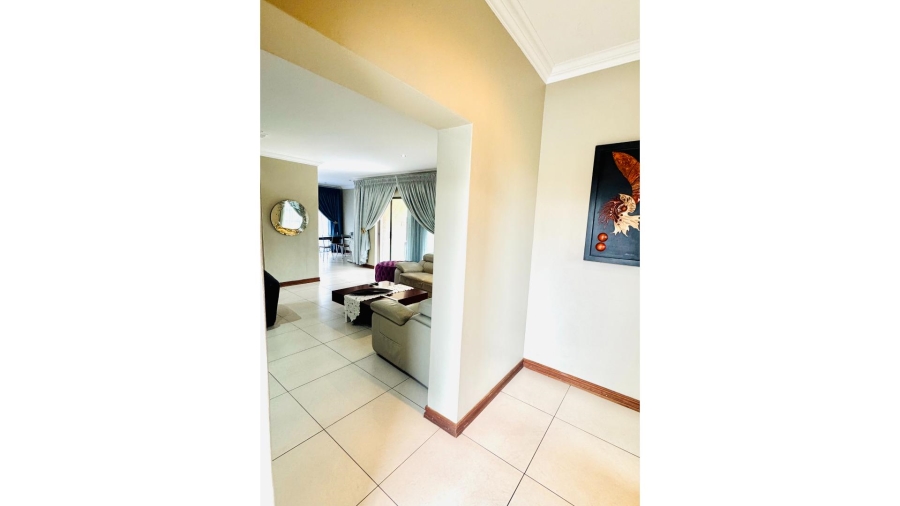 3 Bedroom Property for Sale in Thatchfield Hills Gauteng