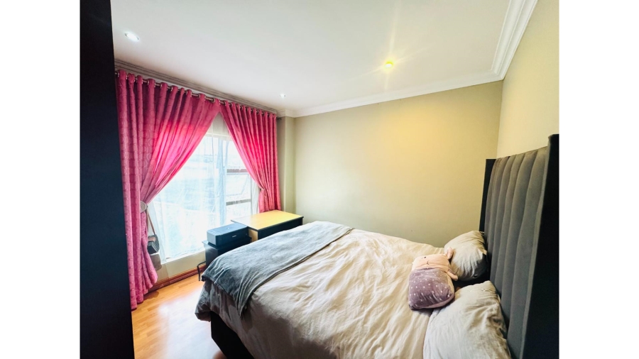 3 Bedroom Property for Sale in Thatchfield Hills Gauteng