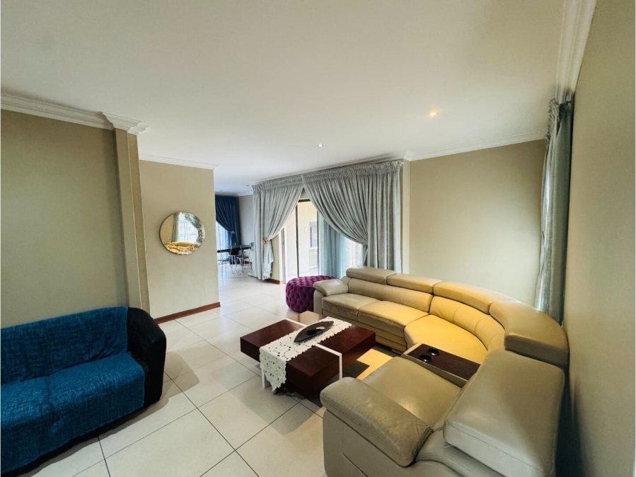 3 Bedroom Property for Sale in Thatchfield Hills Gauteng