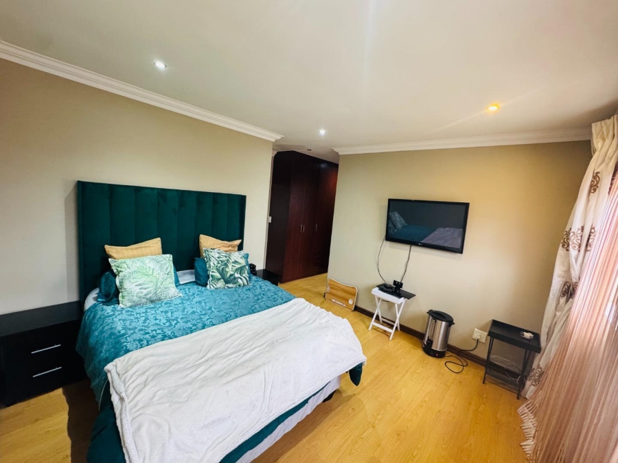 3 Bedroom Property for Sale in Thatchfield Hills Gauteng