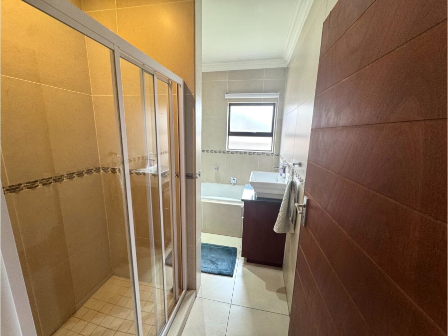3 Bedroom Property for Sale in Thatchfield Hills Gauteng