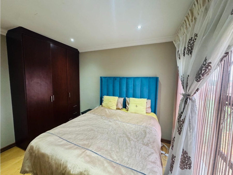 3 Bedroom Property for Sale in Thatchfield Hills Gauteng
