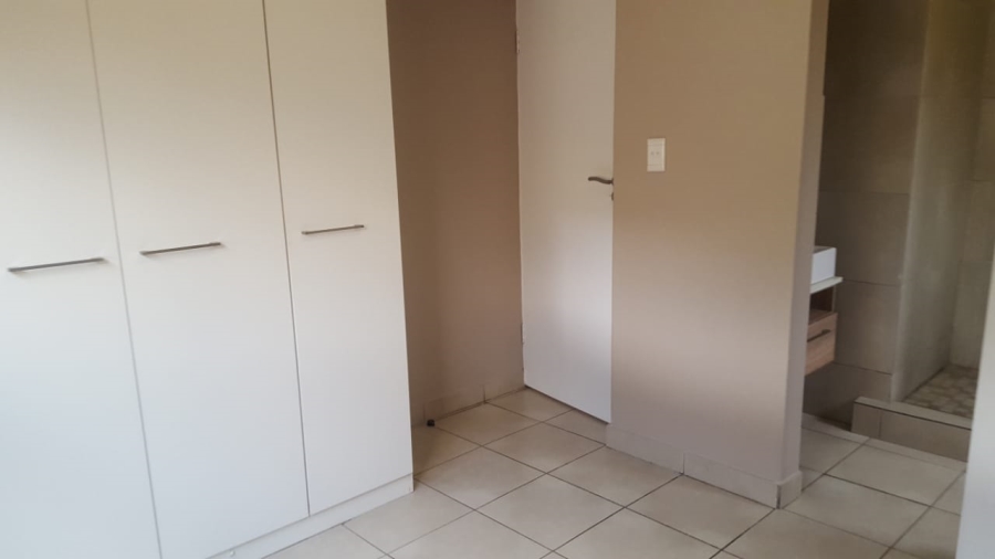 2 Bedroom Property for Sale in Montana Gauteng