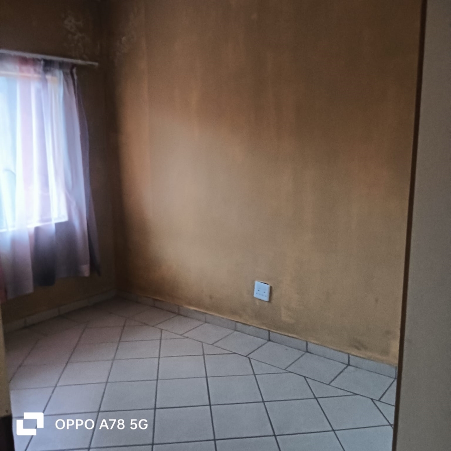 2 Bedroom Property for Sale in Greenhills Ext 3 Gauteng