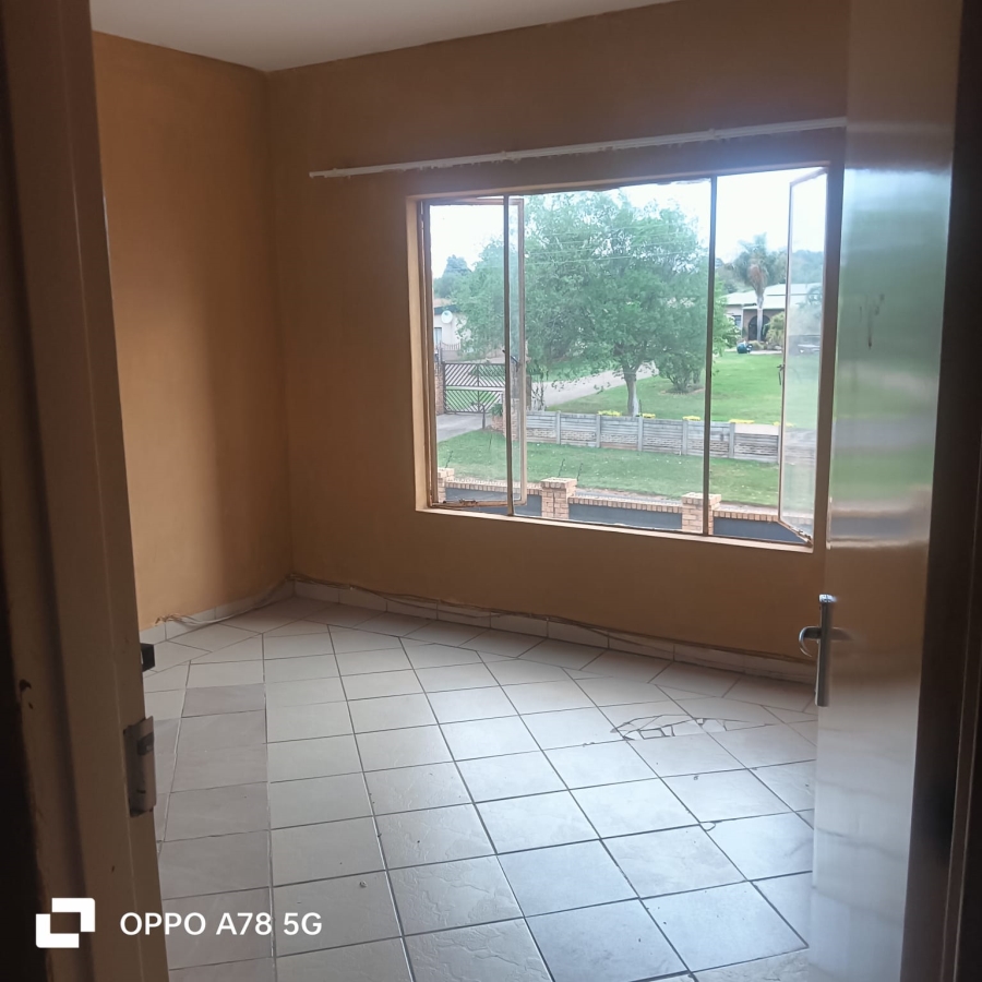 2 Bedroom Property for Sale in Greenhills Ext 3 Gauteng