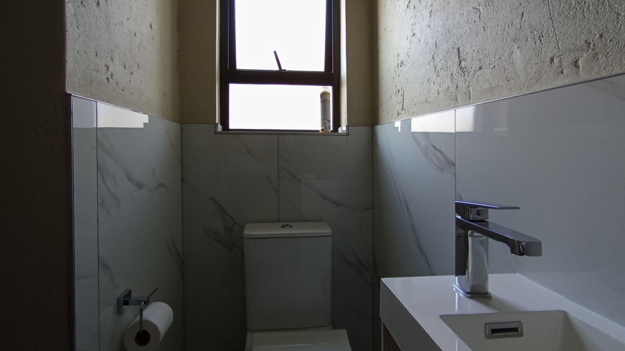 4 Bedroom Property for Sale in Halfway House Gauteng
