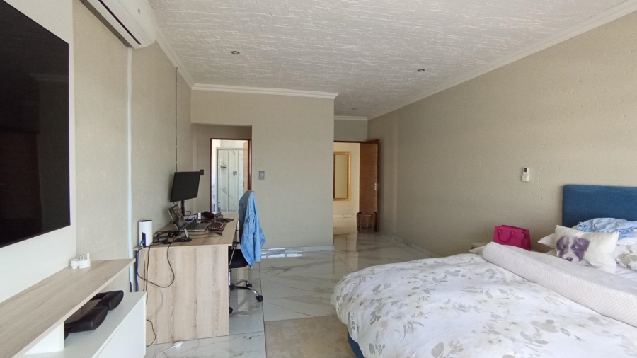 4 Bedroom Property for Sale in Halfway House Gauteng