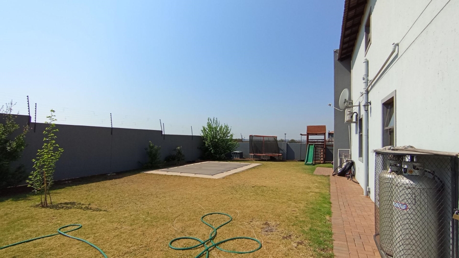 4 Bedroom Property for Sale in Halfway House Gauteng