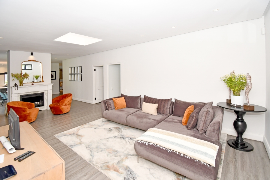 To Let 3 Bedroom Property for Rent in Forest Town Gauteng