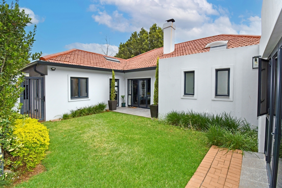To Let 3 Bedroom Property for Rent in Forest Town Gauteng
