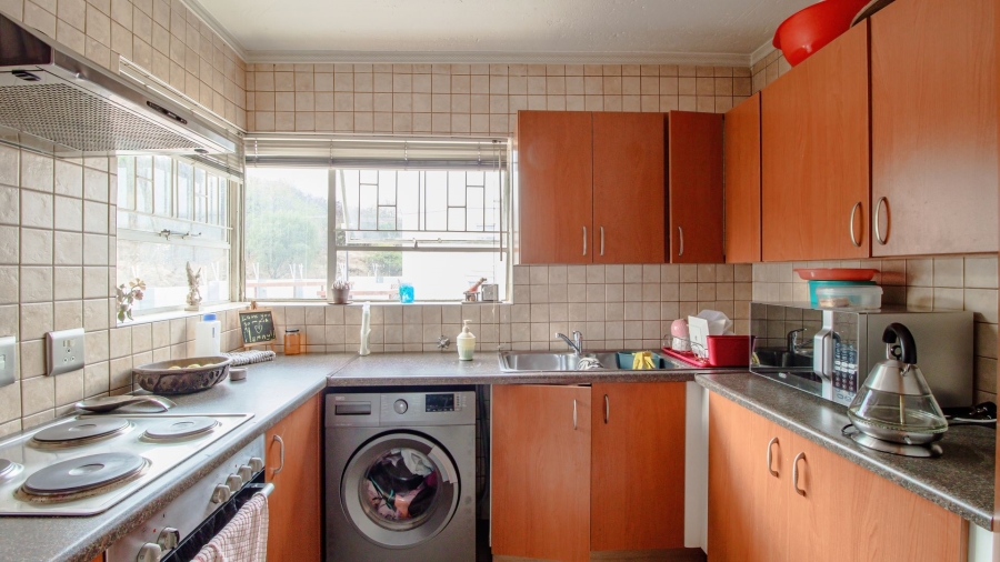 To Let 2 Bedroom Property for Rent in Glenvista Gauteng