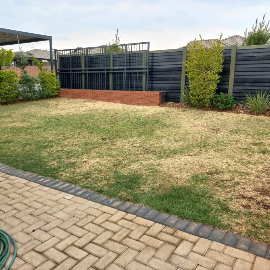 3 Bedroom Property for Sale in Mindalore Gauteng