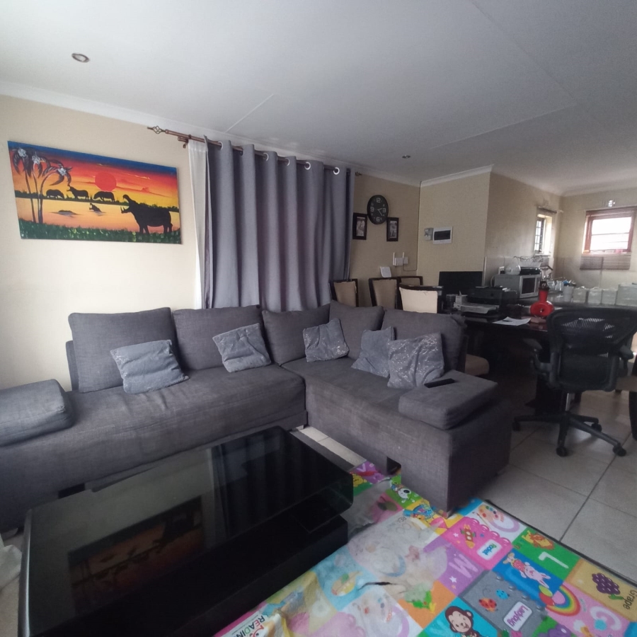 3 Bedroom Property for Sale in Mindalore Gauteng