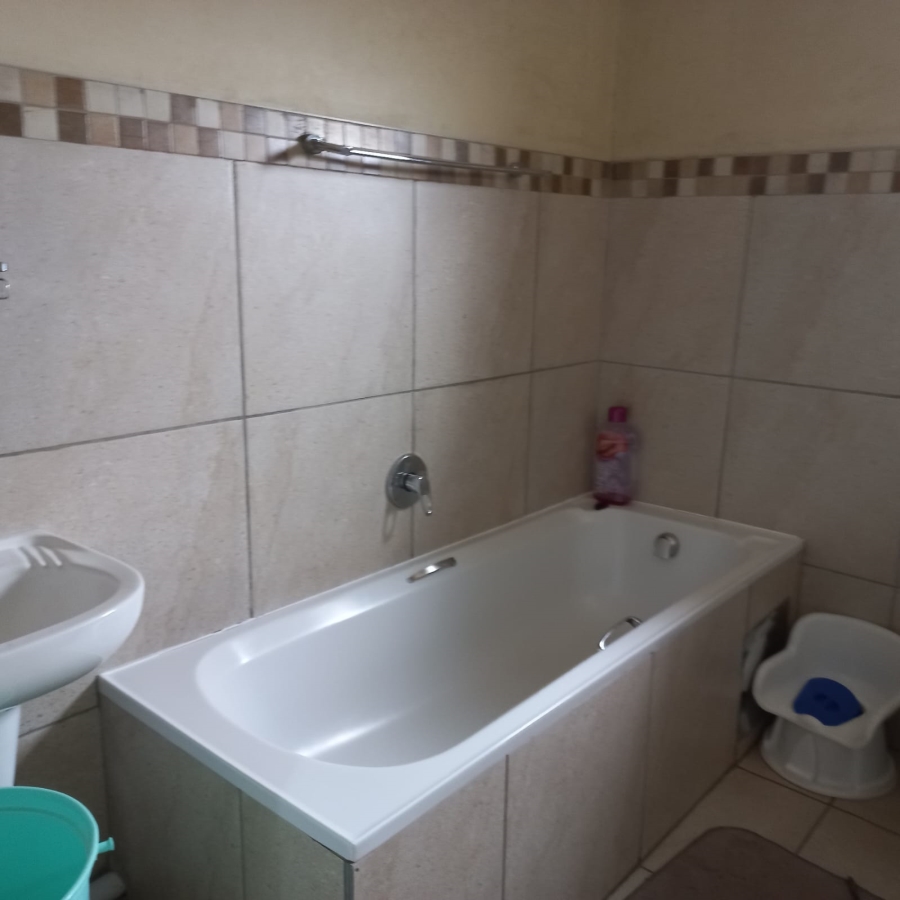 3 Bedroom Property for Sale in Mindalore Gauteng