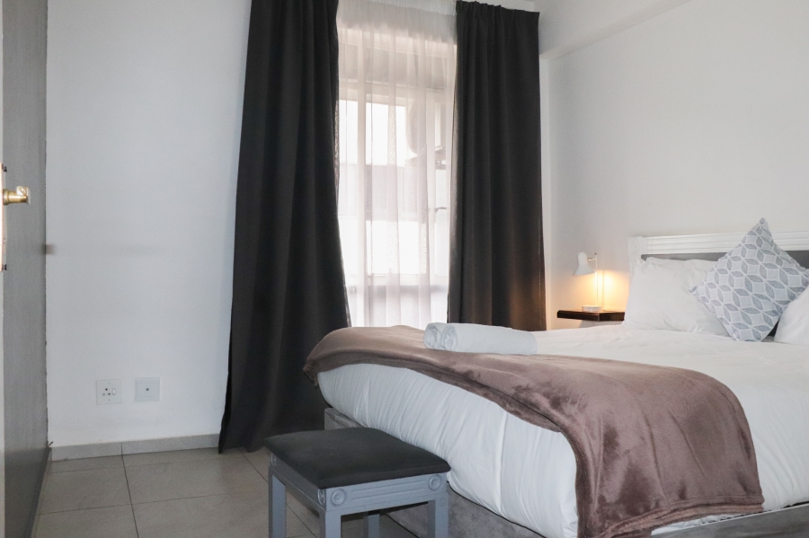 To Let 1 Bedroom Property for Rent in Rosebank Gauteng