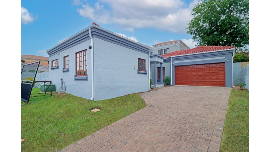 3 Bedroom Property for Sale in Kyalami Gauteng