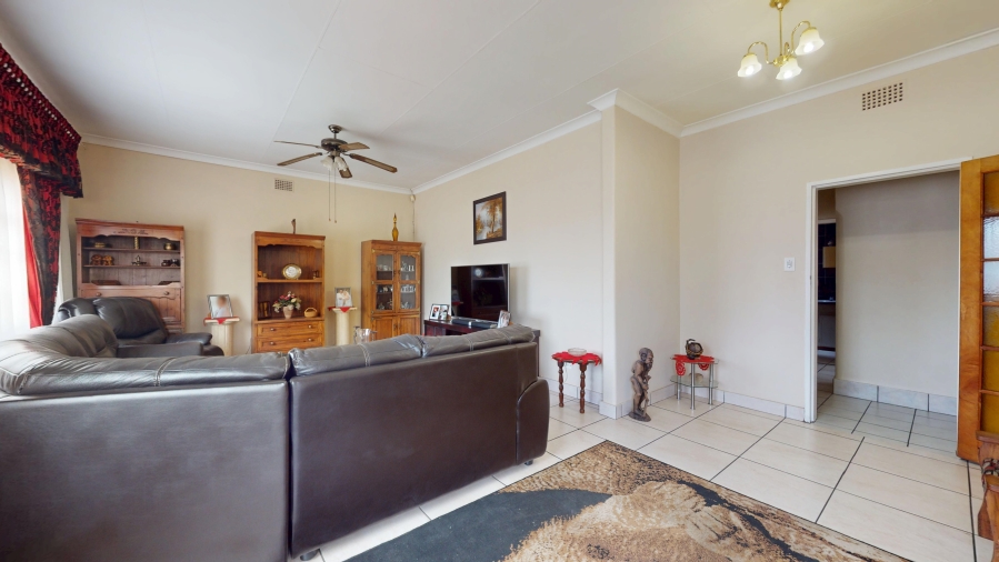 4 Bedroom Property for Sale in Sunnyridge Gauteng