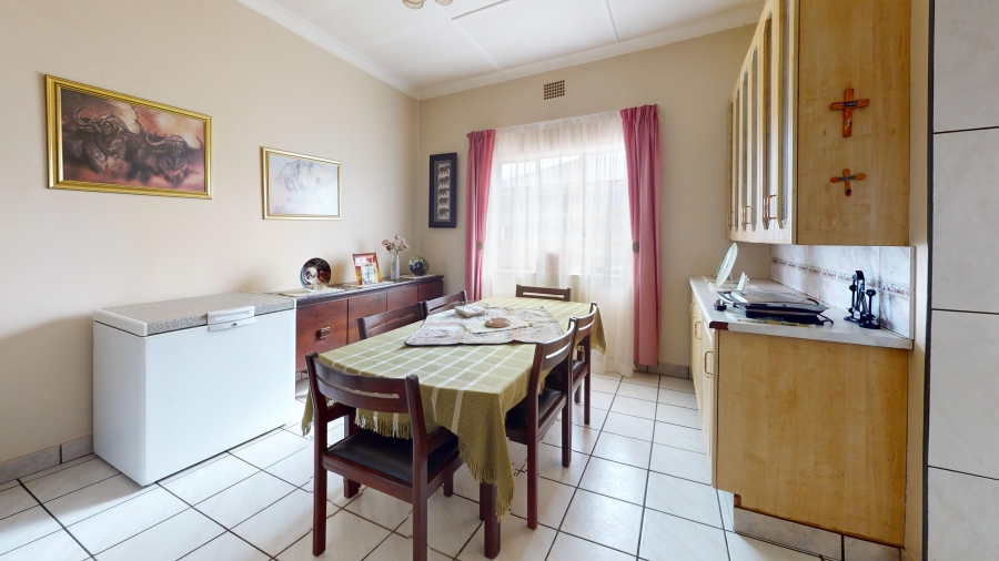 4 Bedroom Property for Sale in Sunnyridge Gauteng