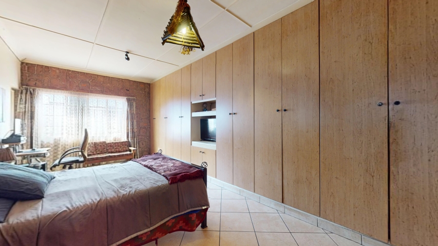 4 Bedroom Property for Sale in Sunnyridge Gauteng