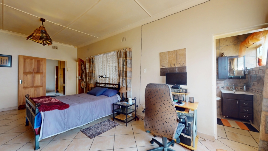 4 Bedroom Property for Sale in Sunnyridge Gauteng