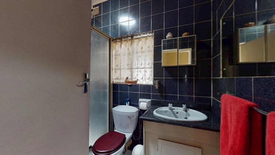 4 Bedroom Property for Sale in Sunnyridge Gauteng