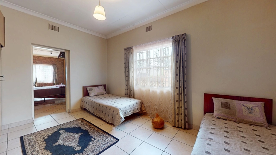 4 Bedroom Property for Sale in Sunnyridge Gauteng